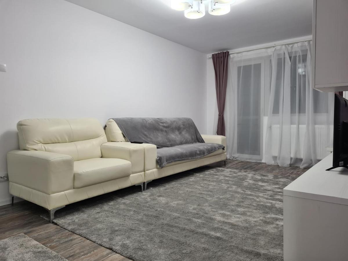 Apartament Terra Targoviste Exteriér fotografie