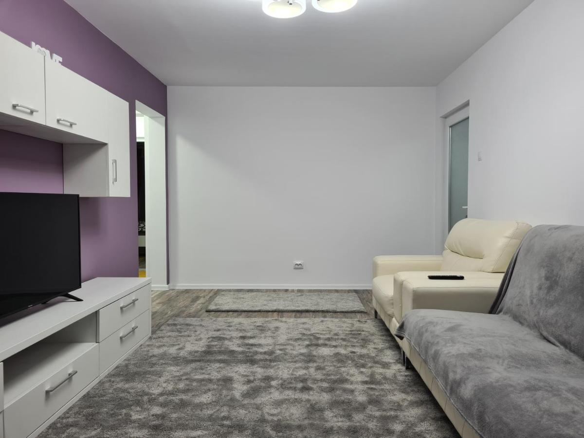 Apartament Terra Targoviste Exteriér fotografie
