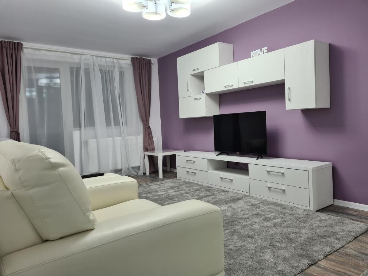 Apartament Terra Targoviste Exteriér fotografie